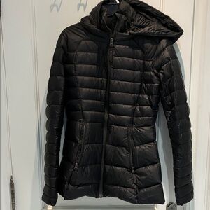 lululemon athletica Midnight Black Down Filled Puffer Jacket⭐️